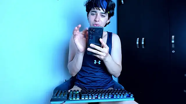 Fox-white's Live XXX Chat