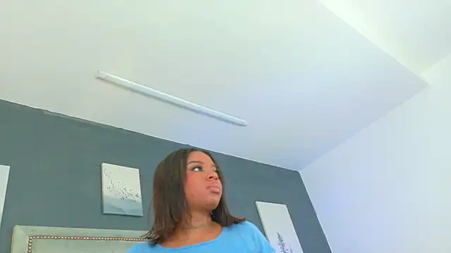 LoanaVega Chat XXX live