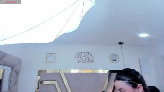 tania_brown01 现场XXX聊天
