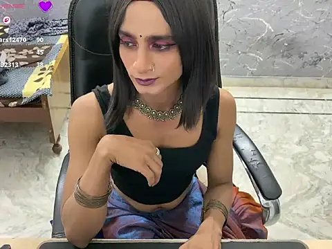 LuvLayla Live XXX-chat