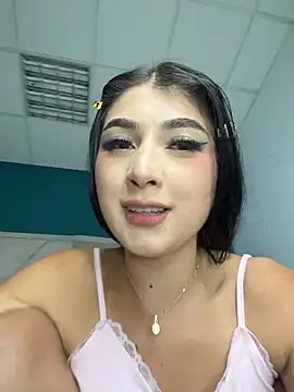 แชท XXX สดของ BadLilAngelXXX