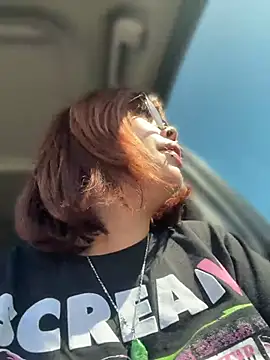 moan4mona 即時 XXX 聊天
