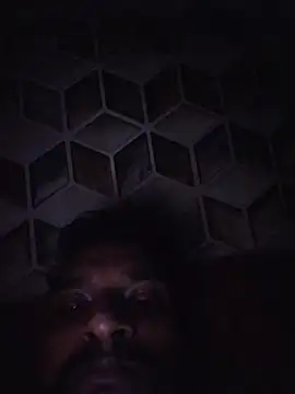 צ'אט XXX בשידור חי של DaddyRickie