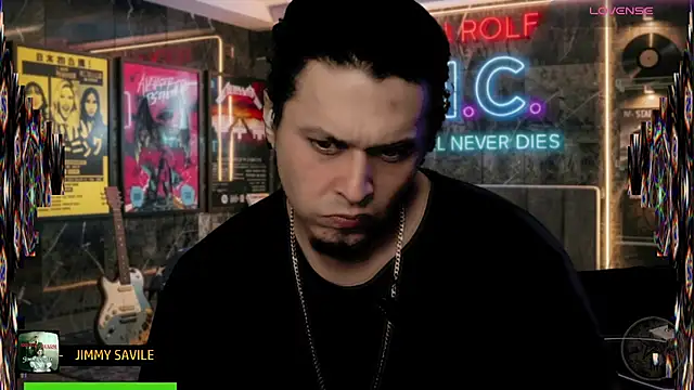 chino_roz Show in webcam