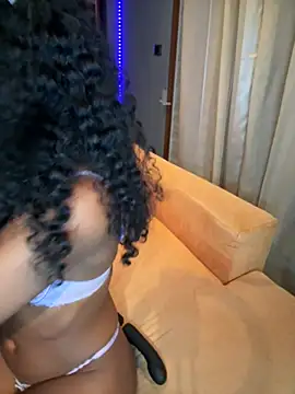 Latinamix Live XXX Chat