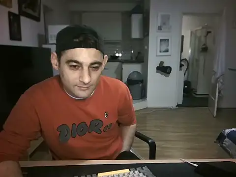 mihaimichael live XXX chat