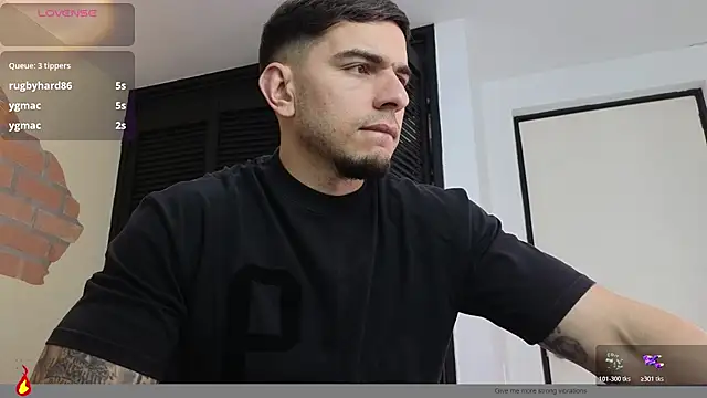 Chat XXX en directo de Josh_miller01