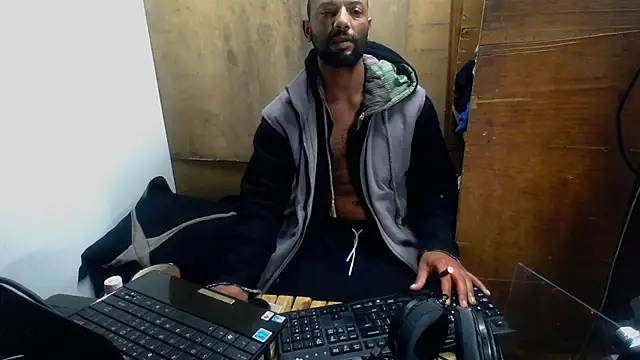 Camodick Chat XXX in diretta