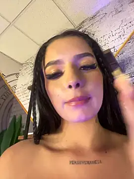BustyAngelXXX's Live XXX Chat