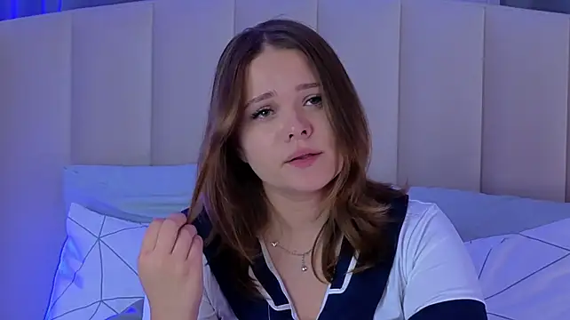 MiaValenciaX live XXX chat