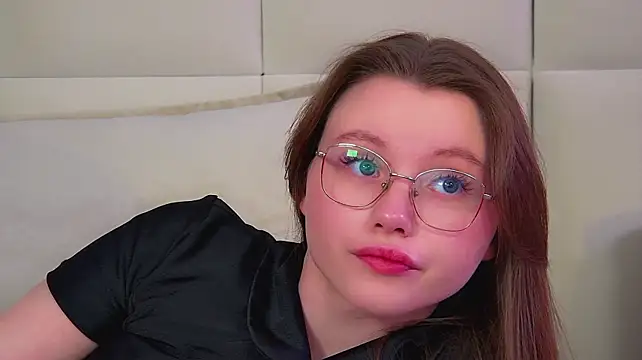KeiraAsti's Live XXX Chat