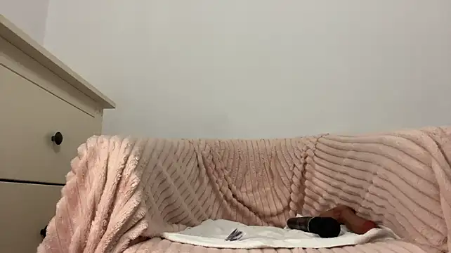 the_secretsin live XXX chat