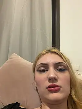 Larissa516 live XXX chat