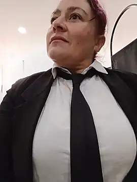 Chatroom XXX en direct de LUISA--30