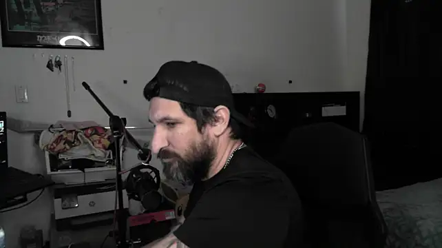DevilPup75_'s Webcam Show