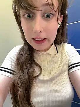 FroggyAnna: απευθείας συνομιλία ΧΧΧ