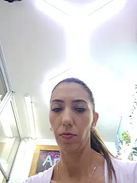 LunaZambrano Live XXX-chat