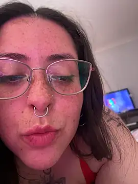 Chat +18 de Mizztikaa ao vivo