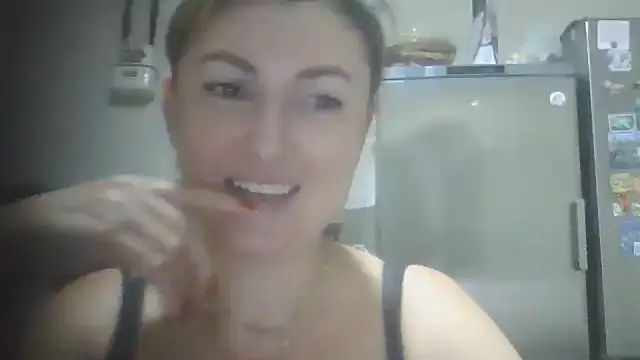 Chat +18 de JiolitaLover ao vivo