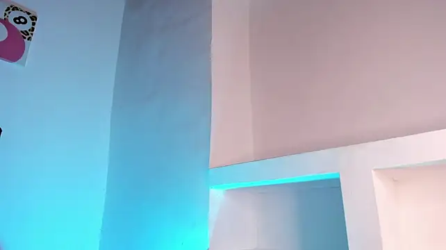 kittymonroe1 XXX чат на живо