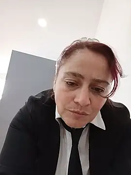 LUISA--30 Live XXX-chat