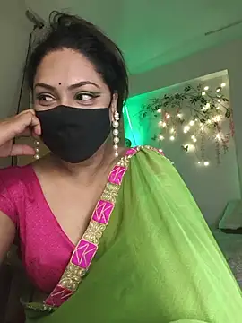 Indian_queen007のライブXXXチャット