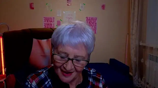 צ'אט XXX בשידור חי של Sandra_Snowflake