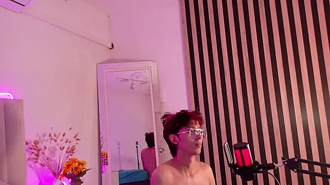 Twink_Sebas7 élő XXX-chatje