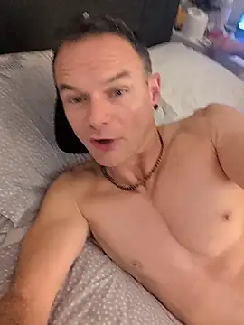 Chatroom XXX en direct de IronStalemate