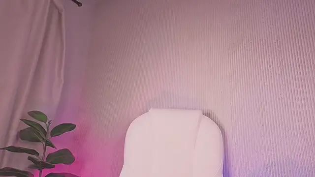 Sky_Rosee Chat XXX live