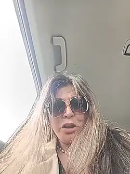 emma_tour 现场XXX聊天