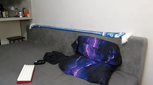 XXX chat uživo modela Student_Oliver