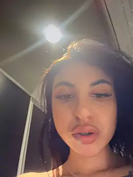 Sasha-Bloom's Live XXX Chat