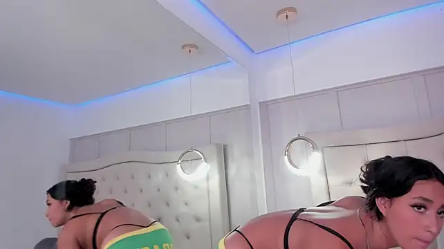 Chat +18 de cata__evans ao vivo