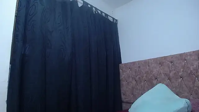 Chat +18 de Roxy-Smith ao vivo