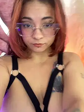Chat +18 de NikyFrequency ao vivo