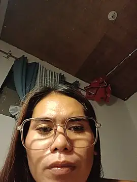 PlayWithLesley_Xx 网络视讯表演