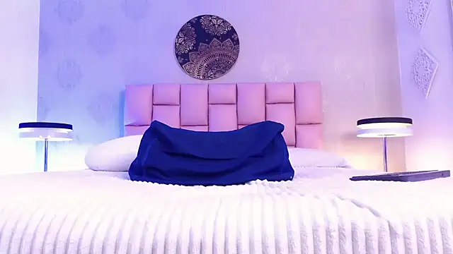 IsabelleDaza live XXX chat