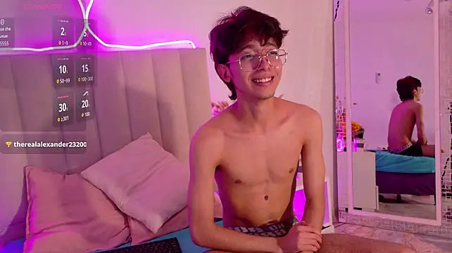Twink_Sebas7 라이브 XXX 채팅