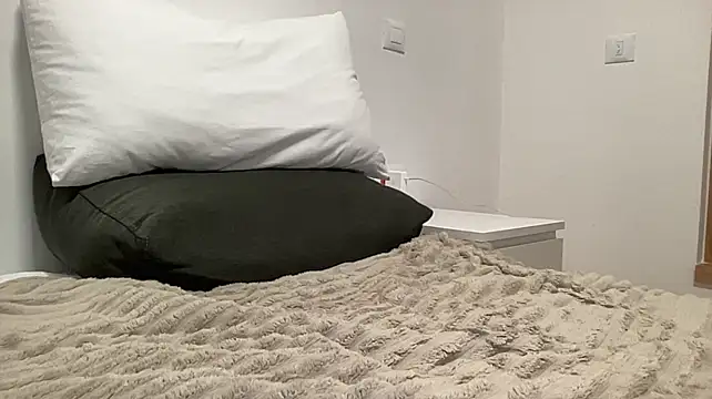 Czat XXX na żywo – cute_mark