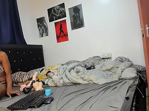 Czat XXX na żywo – kinkykikie