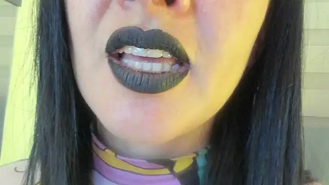 دردشة queen_fetish الجنسية المباشرة