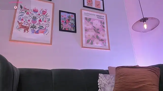 Tiffany_Low's Live XXX Chat
