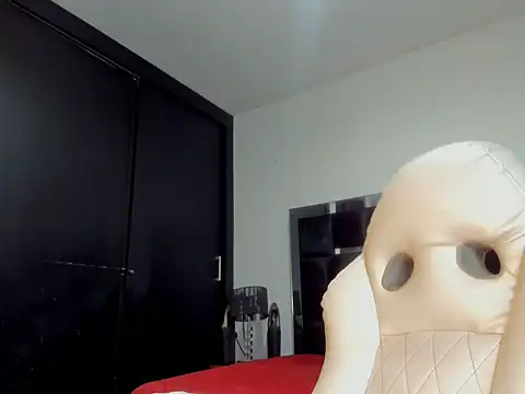 Miranda_bigcock3 – webcam-show