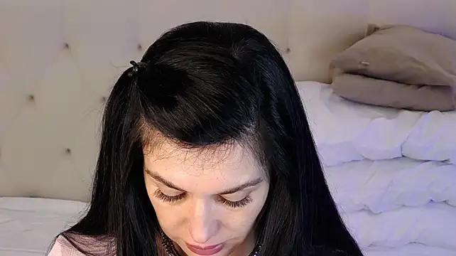 AriannaCruise's Live XXX Chat