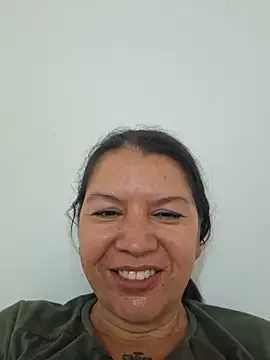 Reynaflow লাইভ XXX চ্যাট