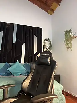 Chat +18 de J_king__ ao vivo