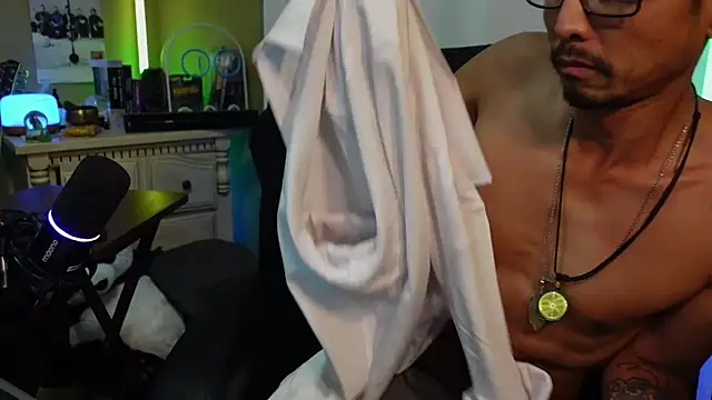 Ghost11_11 élő XXX-chatje