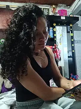 Chat +18 de Estrella2001 ao vivo