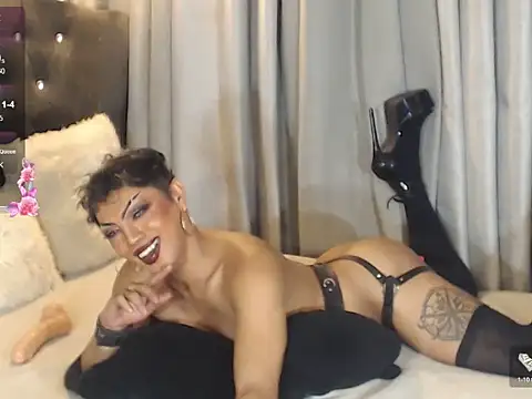 Онлайн чат XXX ButtWhoreBELLA